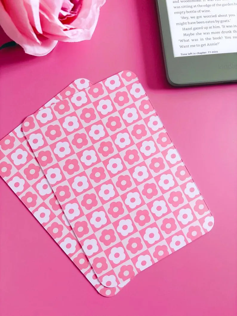 Retro Pink Flowers Kindle Insert