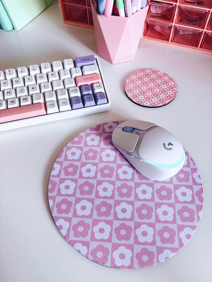Retro Pink Flowers Mouse Mat