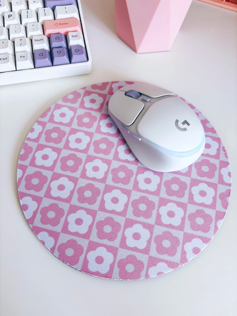 Retro Pink Flowers Mouse Mat