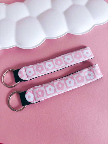 Retro Pink Flowers Wrist Lanyard