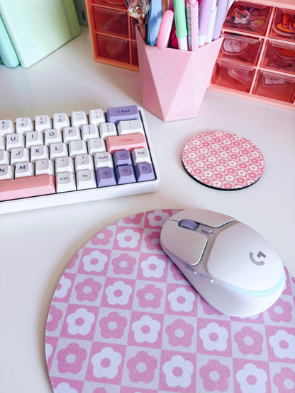 Retro Pink Flowers Mouse Mat