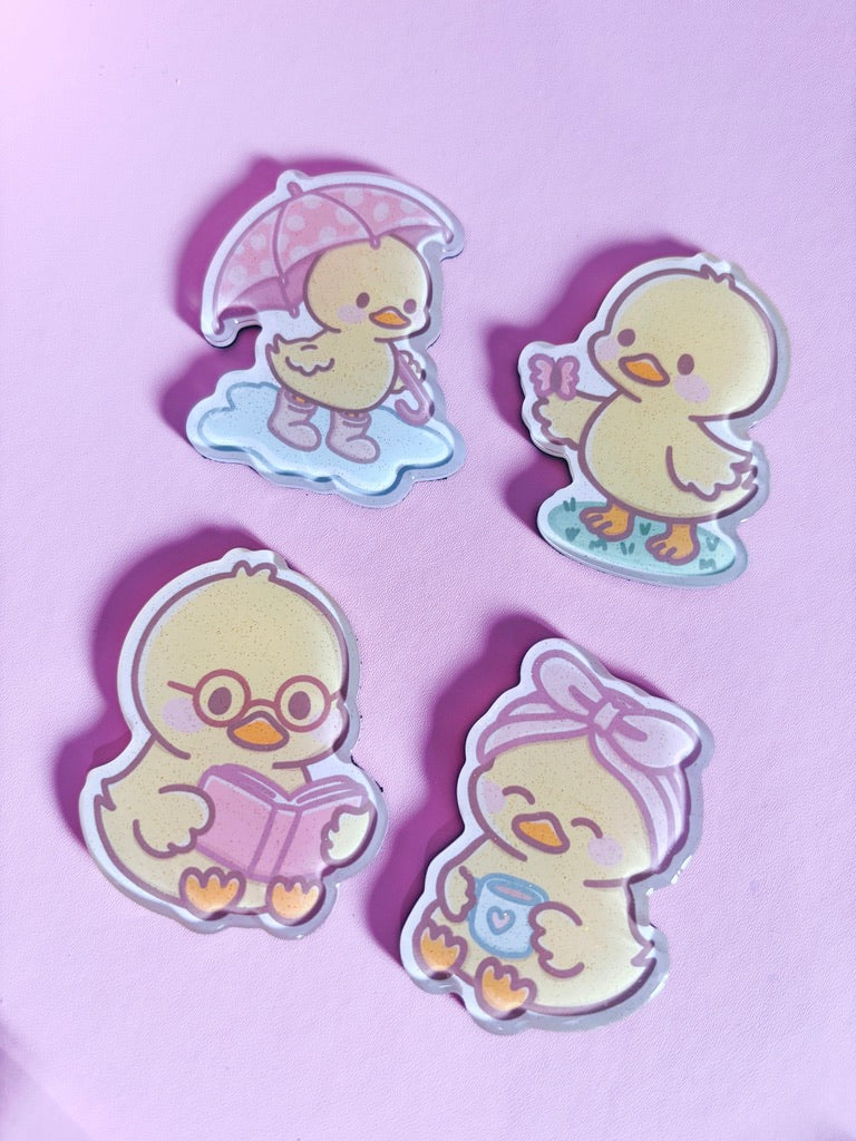 Cosy Reader Duck Glitter Acrylic Magnet