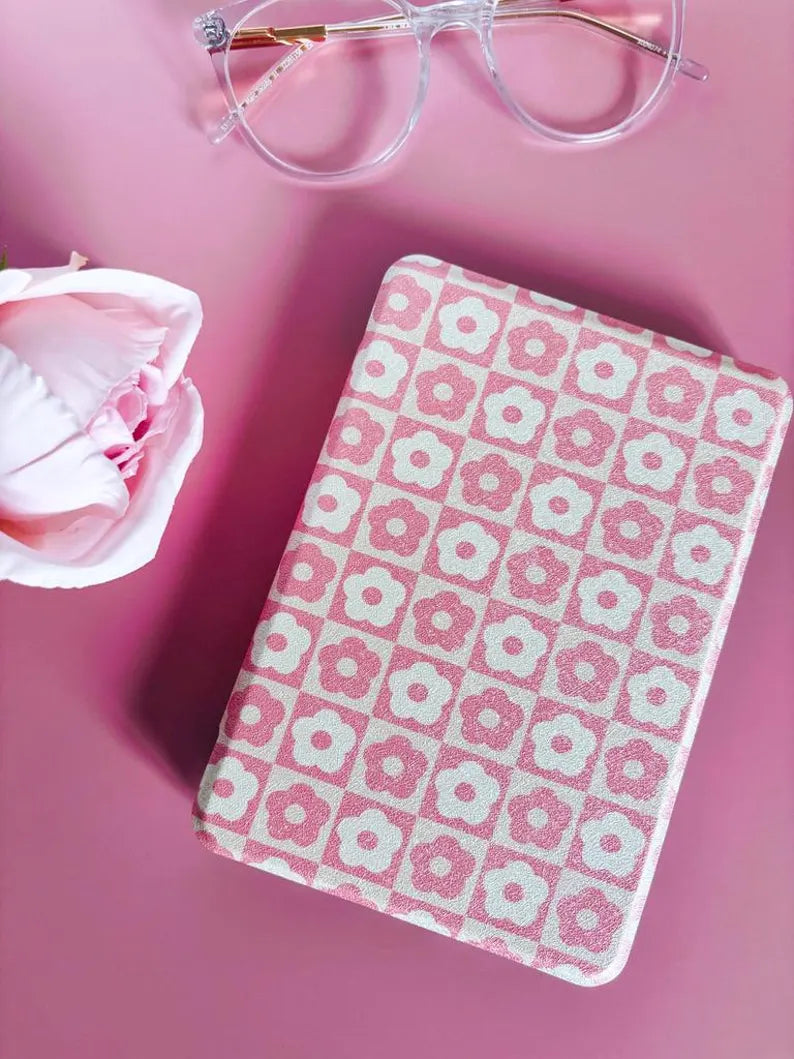 Retro Pink Flowers Kindle Case